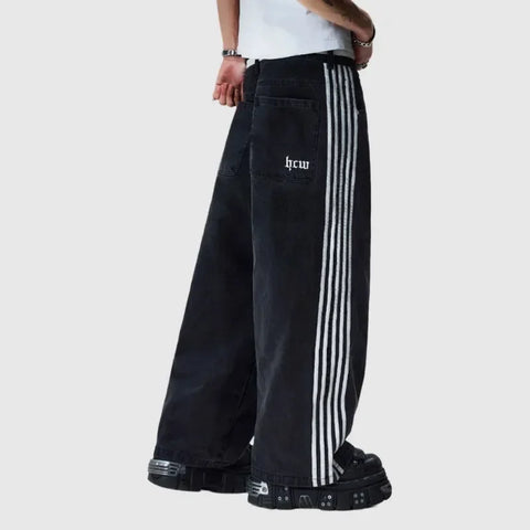 American Hip-Hop jeans wide legged.