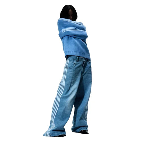 American Hip-Hop jeans wide legged.